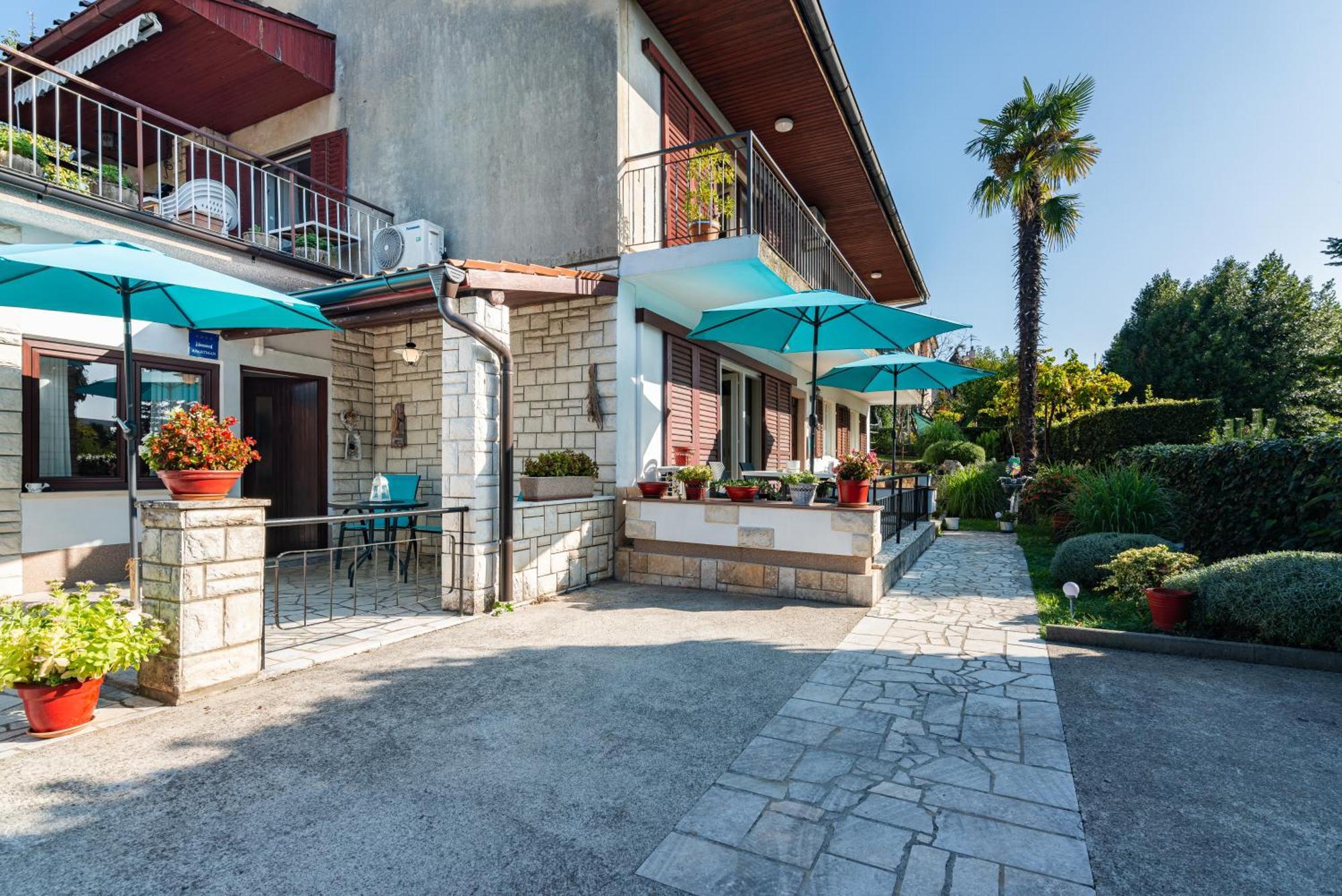 Apartment Mediteraneo Опатия Екстериор снимка